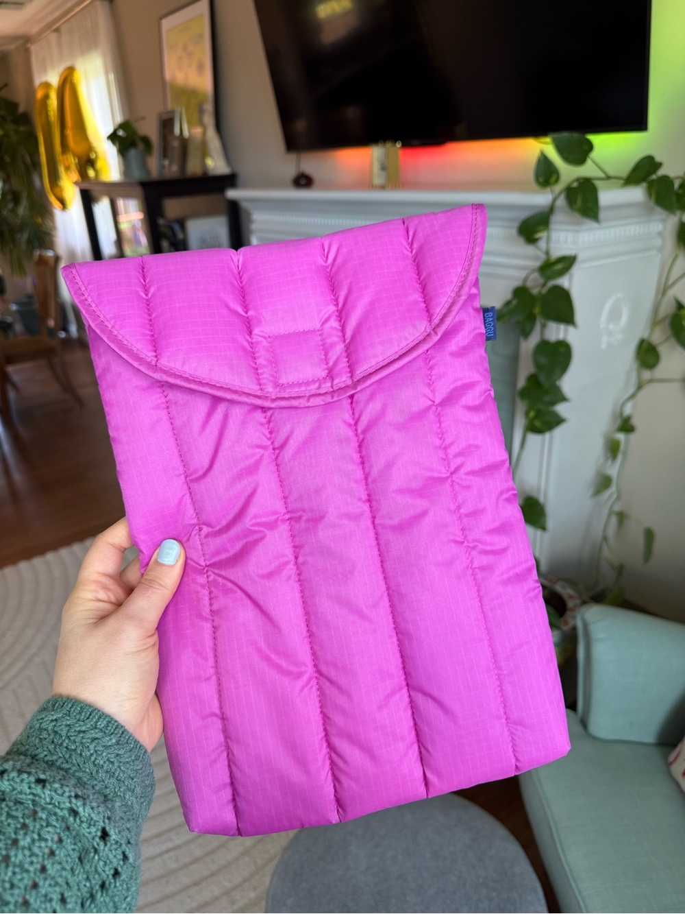BAGGU 13/14 Extra Pink Puffy Laptop Sleeve